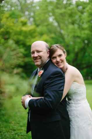 I officially have a new favorite wedding photo...
