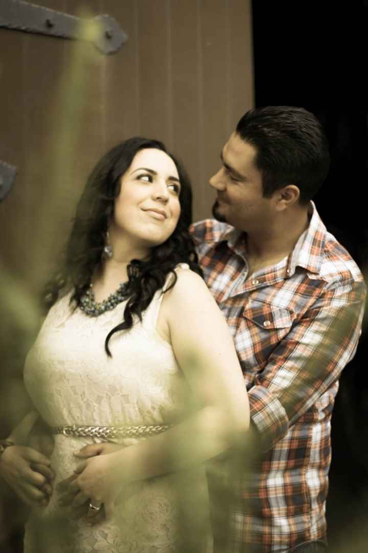 To share pictures or not to share?