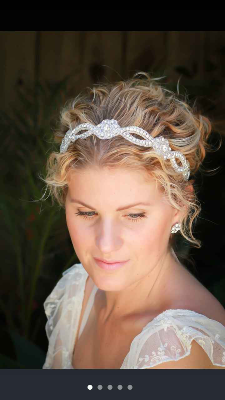 Anyone doing a half-up hairdo for your wedding?