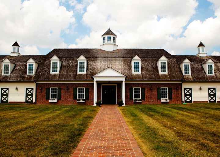 Let's see those wedding venues!