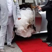 😂🤣😂  This qualifies as my funniest picture ever!   Feet in the air trying to maneuver getting into t