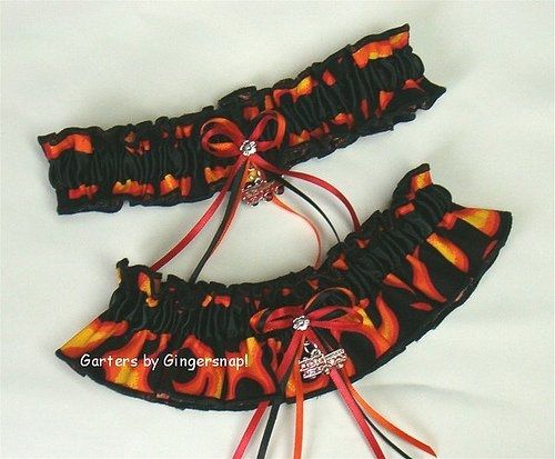 Show me your garter!!