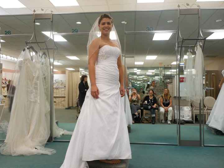 Weird OBSESSION: I love seeing brides in their ACTUAL dresses :)