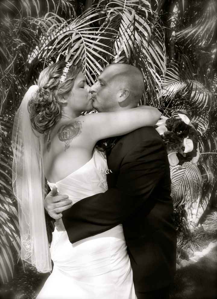 Finally have my wedding pics :) **PIC heavy**