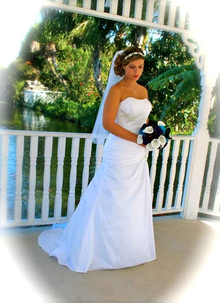 Finally have my wedding pics :) **PIC heavy**