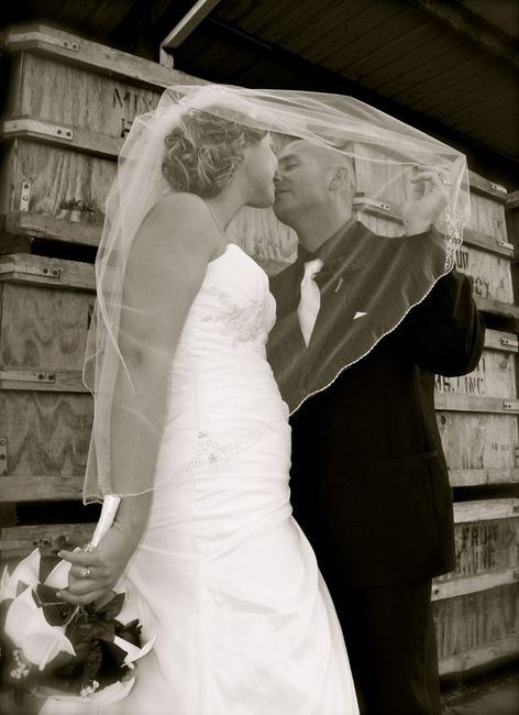 Finally have my wedding pics :) **PIC heavy**
