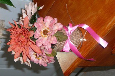Possible addition to my centerpieces.. what do you think? *PICS* *UPDATE in comments*