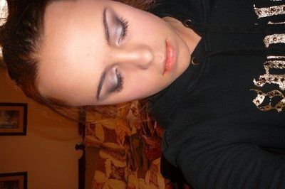 Show me your make-up