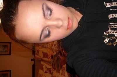 Show me your make-up