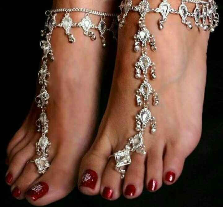 Foot jewelry