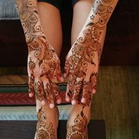 Henna tattoos