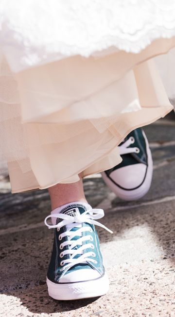 For brides who are planning to wear Converse sneakers 2