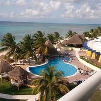 Secrets Aura in Cozumel