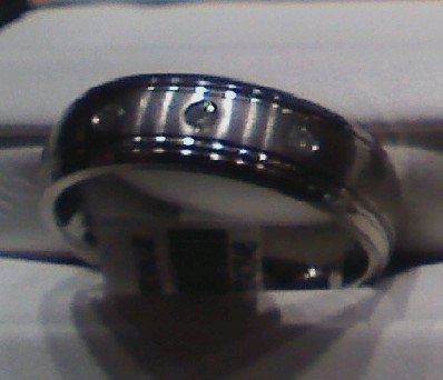 Hey Girls! What does your husband-to-be's wedding ring look like?