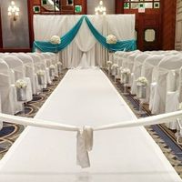 Ceremony flowers doubling as centerpieces?