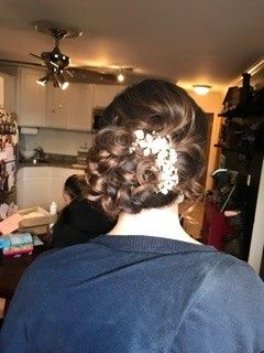 With hairpiece