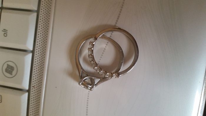 I want to see some wedding bands