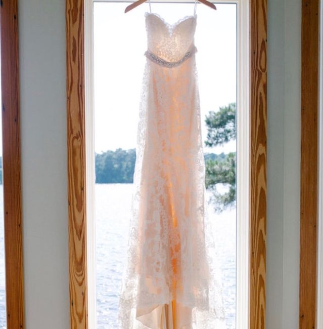 Pro BAM! Yaaaay for wedding pics!!