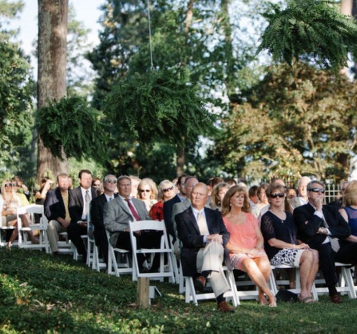 Pro BAM! Yaaaay for wedding pics!!