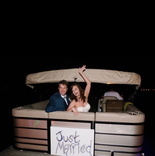 Pro BAM! Yaaaay for wedding pics!!
