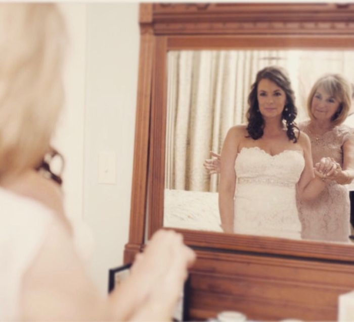 Pro BAM! Yaaaay for wedding pics!!