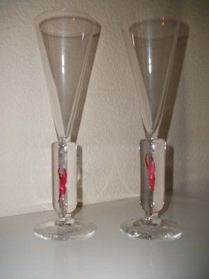 champagne flutes - anyone find a pair they love?