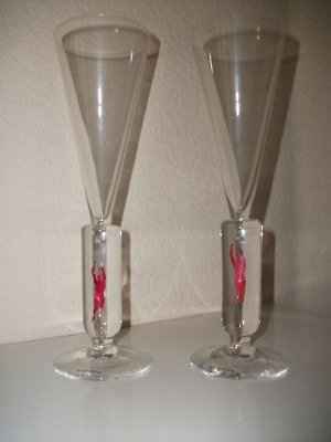 champagne flutes - anyone find a pair they love?