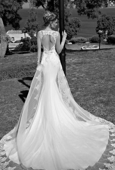 I LOVE my dress!!! Anyone wana share theirs? I'll show you mine!? LOL