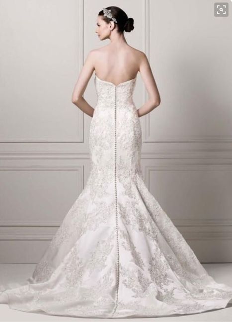 Who designed your dress?