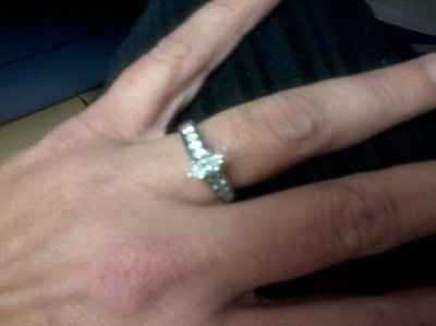 Alright ladies! Let's see those gorgeous rings...
