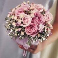 ROSES OR CALLA LILLIES?