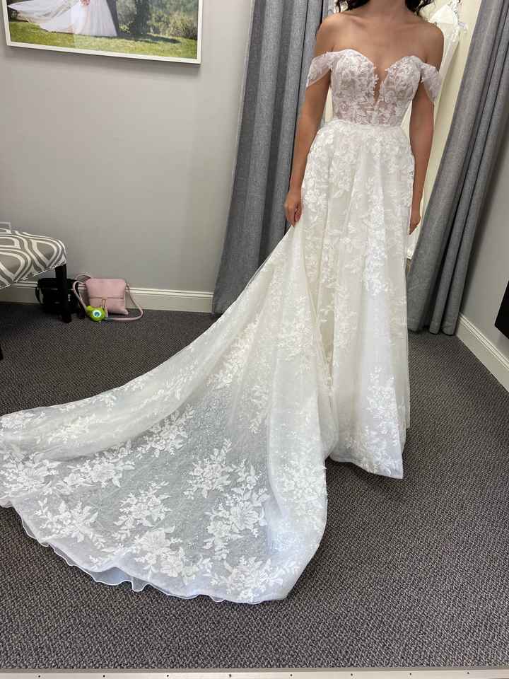 Wedding hair for outlet off the shoulder dress