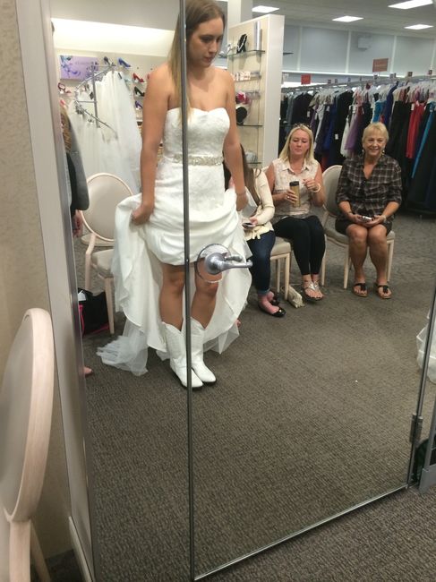 Said Yes! First Time Dress Advice (Pic Heavy)