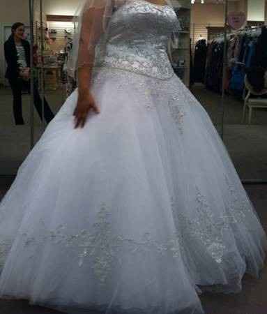 I am in love!-with a dress that is and my FH of course!!!!