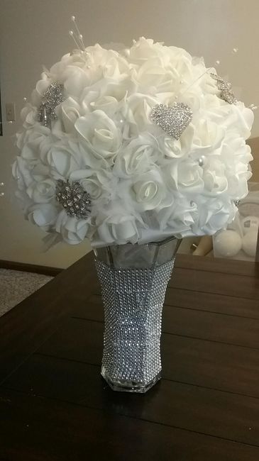 Alternatives to flower bouquets?
