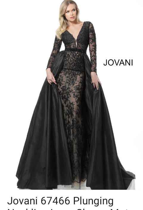 Halloween wedding and a black dress! Buying online? 11