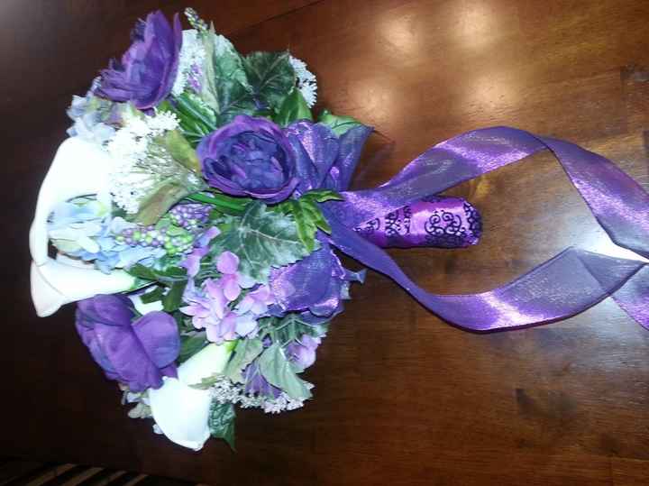 My DIY attepmt for my flowers *pics  *Updated with new pic on plain back round.