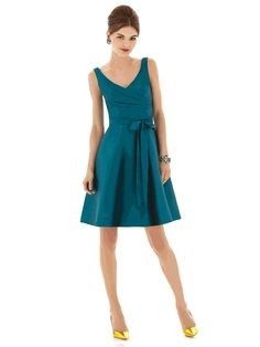 Coordinating Bridesmaids Dresses and Wedding Gown