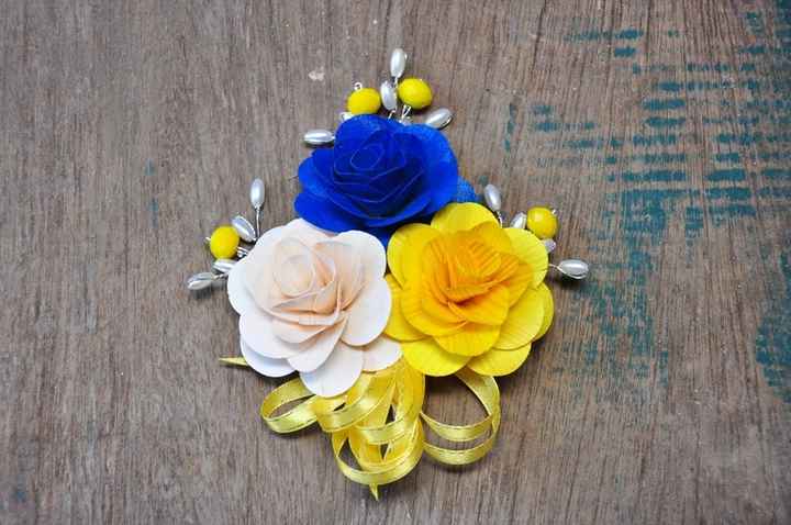 Who's using fake flowers?