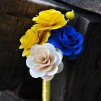 Who's using fake flowers?