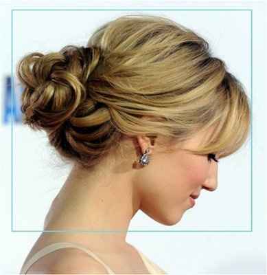 Looking for a elegant updo hairstyle