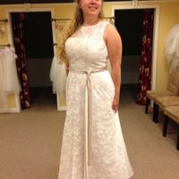 Who's NOT wearing white or ivory?