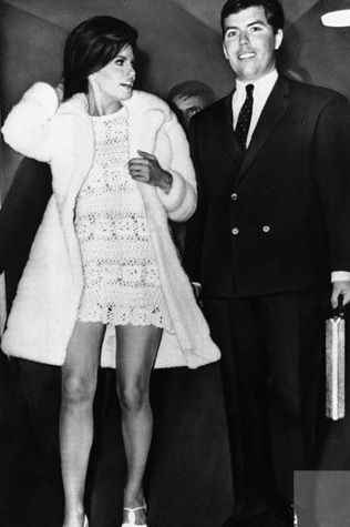 Alternative Dresses from Celebrity Photos - 8