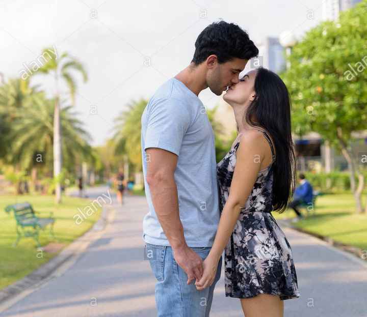 Who gave the first smooch? 1