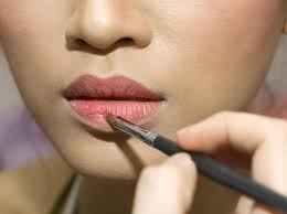 Makeup: Standard Vs. Airbrush?! 2
