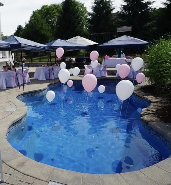 Help! It's a wedding, not a pool party 4