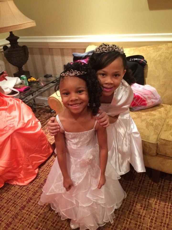 I'm married now!! None professional pics!! Enjoy!!