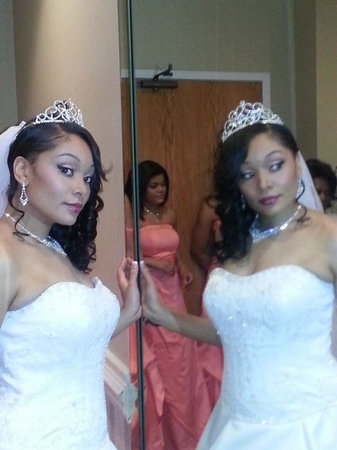 I'm married now!! None professional pics!! Enjoy!!