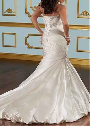 Whoop Whoop I found the Dress, but I don't know what color