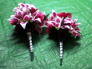Flowers, real and fake....lets see 'em!